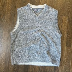 Woolrich Gray V-Neck Sweater Vest Men's XL Wool Blend